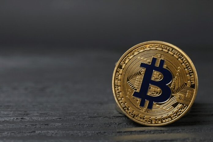 shiny-bitcoin-crypto-currency-coin-600nw-2670729861.jpg